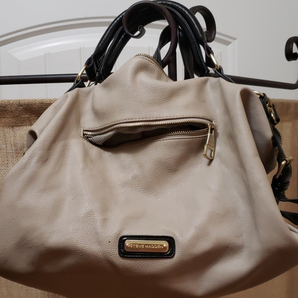Steve Madden Duffel Shoulder Bag w/ Ext Zipper Pkt